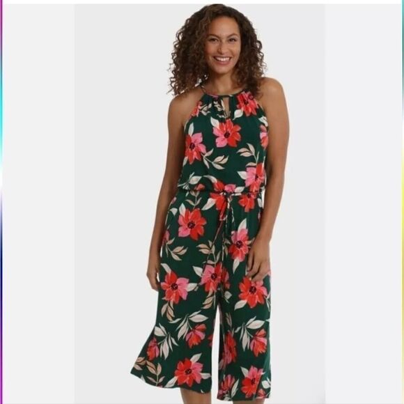 NWT Maggy London Lottie Cropped Jumpsuit - Picture 2 of 10